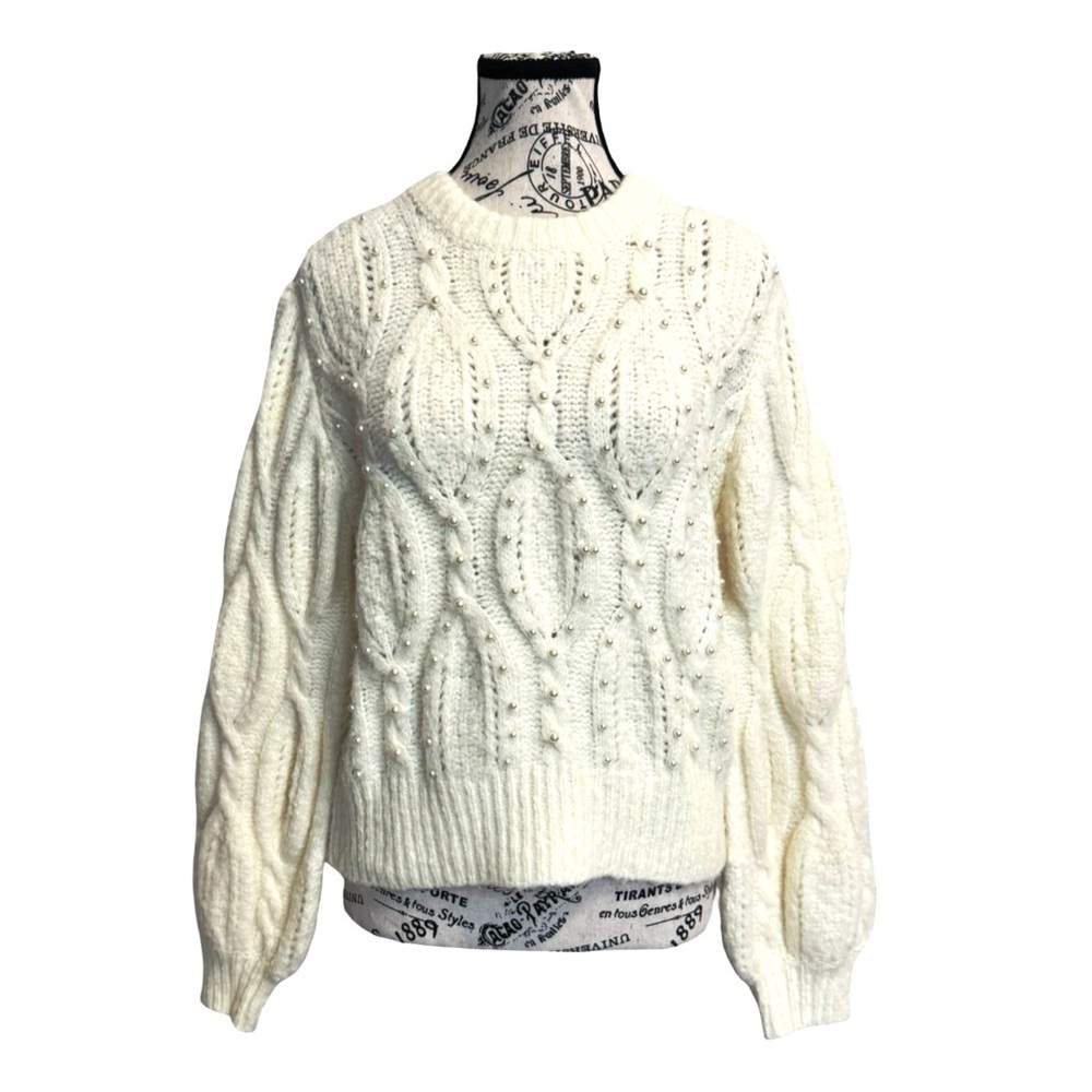 Boundary & Co. Crewneck Cable Knit Sweater. White. Medium